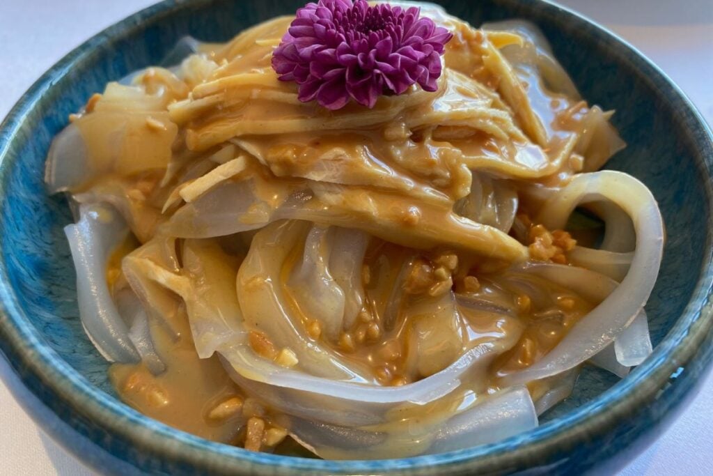 chicken in sesame sauce The Merchants review