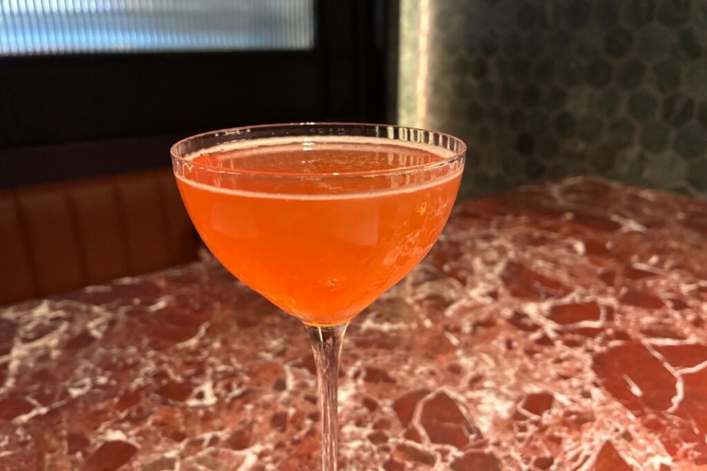 QT Singapore boutique hotel Cygnet Bar cocktails