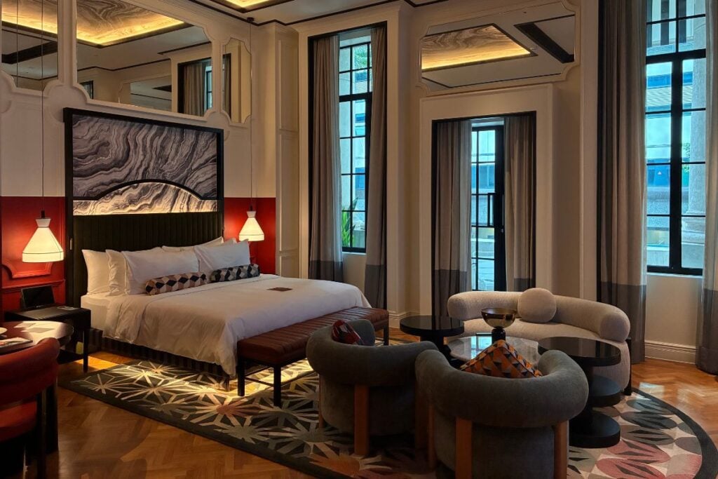 QT Singapore boutique hotel Balcony Suite bed