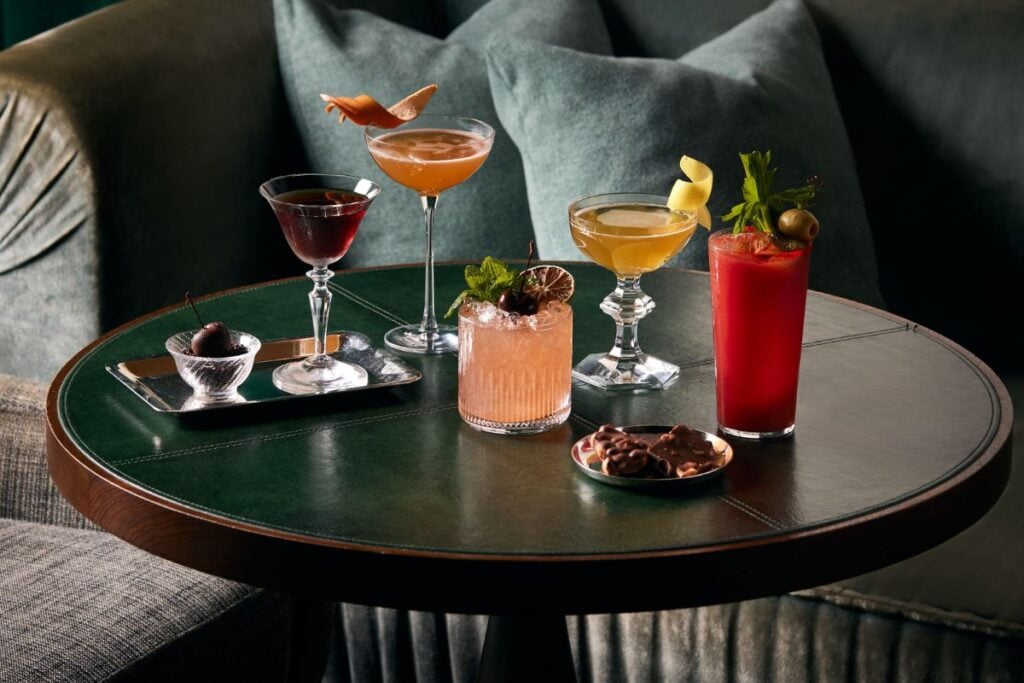the 32 best bars to try in Hong Kong 2025