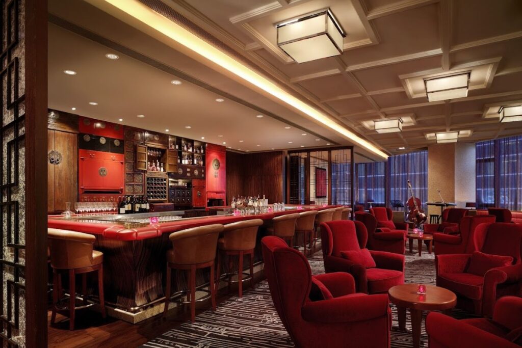 best bars in Tsim Sha Tsui