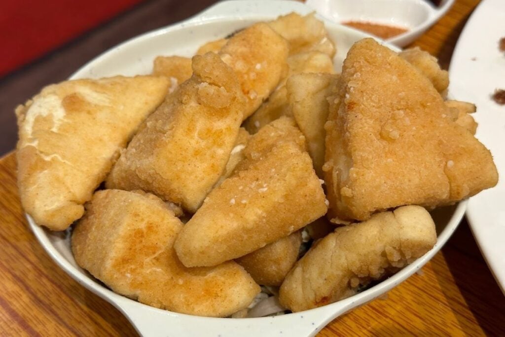 The best dai pai dongs in Hong Kong for the ultimate wok hei flavours 4 the best dai pai dongs hong kong cantonese food street eating Tung Po