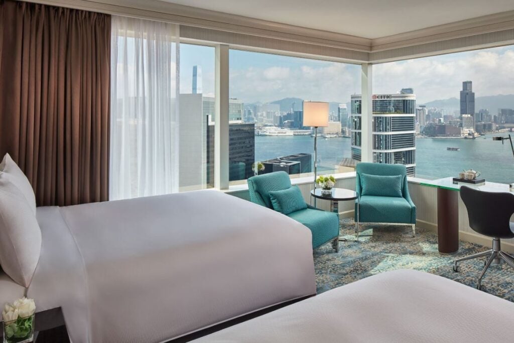 best hotels for foodies in Hong Kong JW Marriott Hotel Hong Kong hotel room