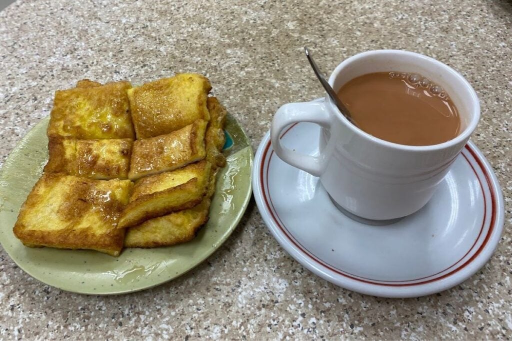 The best restaurants in Sheung Wan: quick lunches, long dinners, and fancy menus 5 best restaurants Sheung Wan Shui Kee Coffee