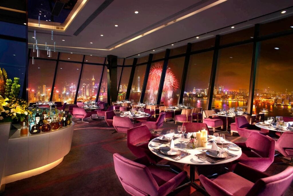 The best restaurants with a view in Hong Kong, from Victoria Harbour to the mountains 10 best restaurants view a view Hong Kong Le 188° Restaurant & Lounge