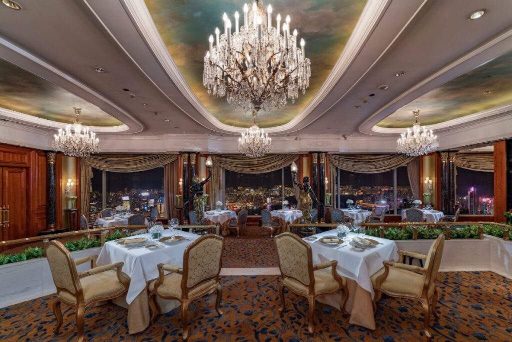 The best restaurants with a view in Hong Kong, from Victoria Harbour to the mountains 4 best restaurants view a view Hong Kong Restaurant Petrus