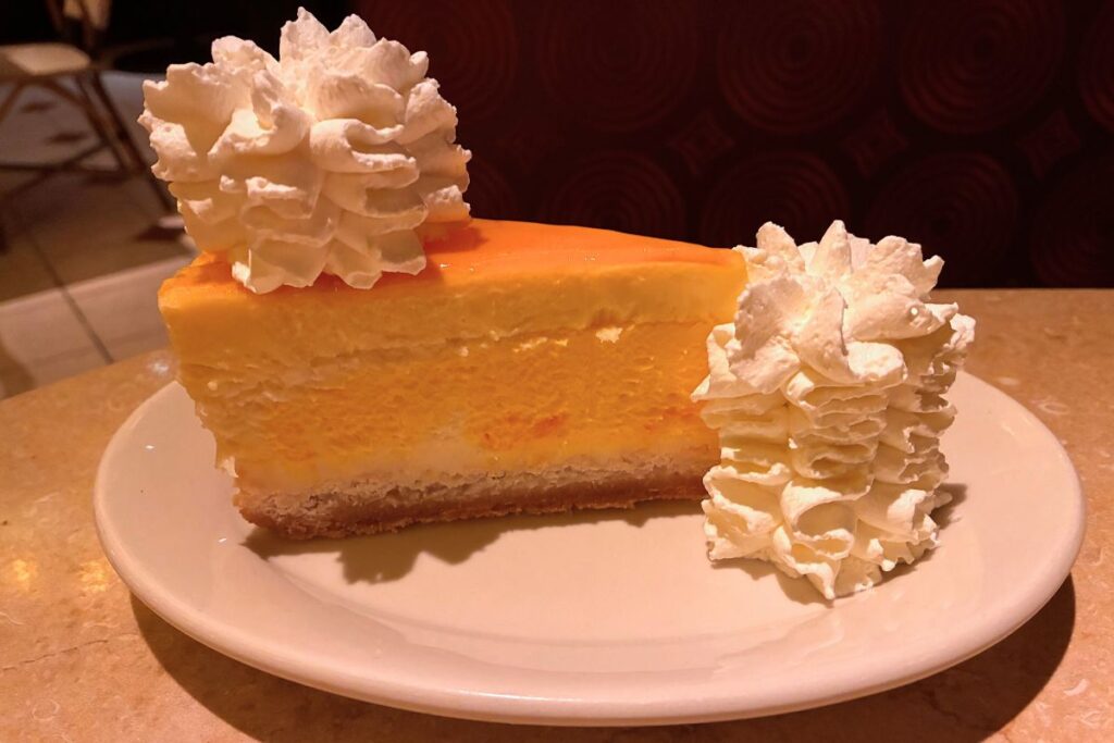 The Cheesecake Factory restaurant review Tsim Sha Tsui cheesecake