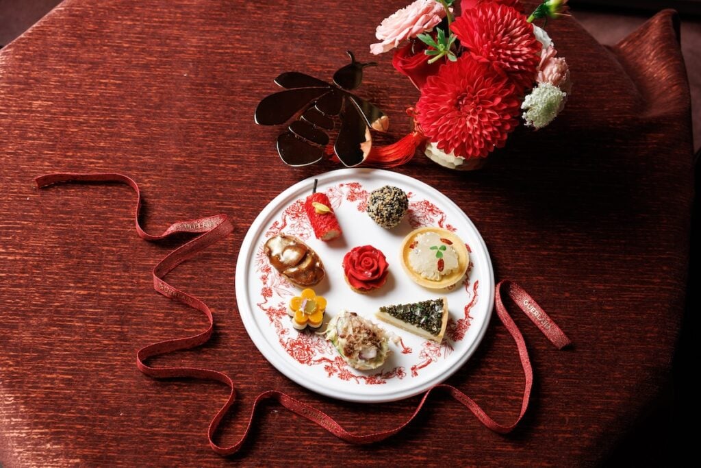 The best spots for afternoon tea in Hong Kong in 2025, from beauty & fashion collabs to holiday-themed sets 41 The St. Regis The best spots for afternoon tea in Hong Kong in 2025