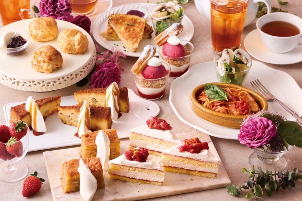 The best spots for afternoon tea in Hong Kong in 2025, from beauty & fashion collabs to holiday-themed sets 37 Afternoon Tea TEAROOM The best spots for afternoon tea in Hong Kong in 2025